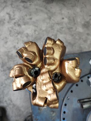 4,5-дюймовая (114,3 мм) буровая коронка M516 PDC для бурения в нефтегазовой и горнодобывающей промышленности